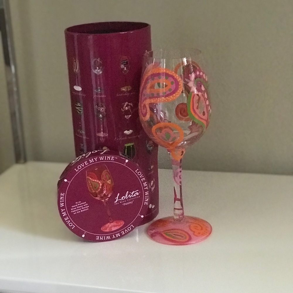 NIB Lolita Paisley painted wine glass